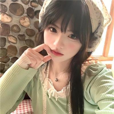 黑夜里的眼睛